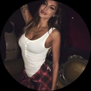 Meet your Posher, Arolina